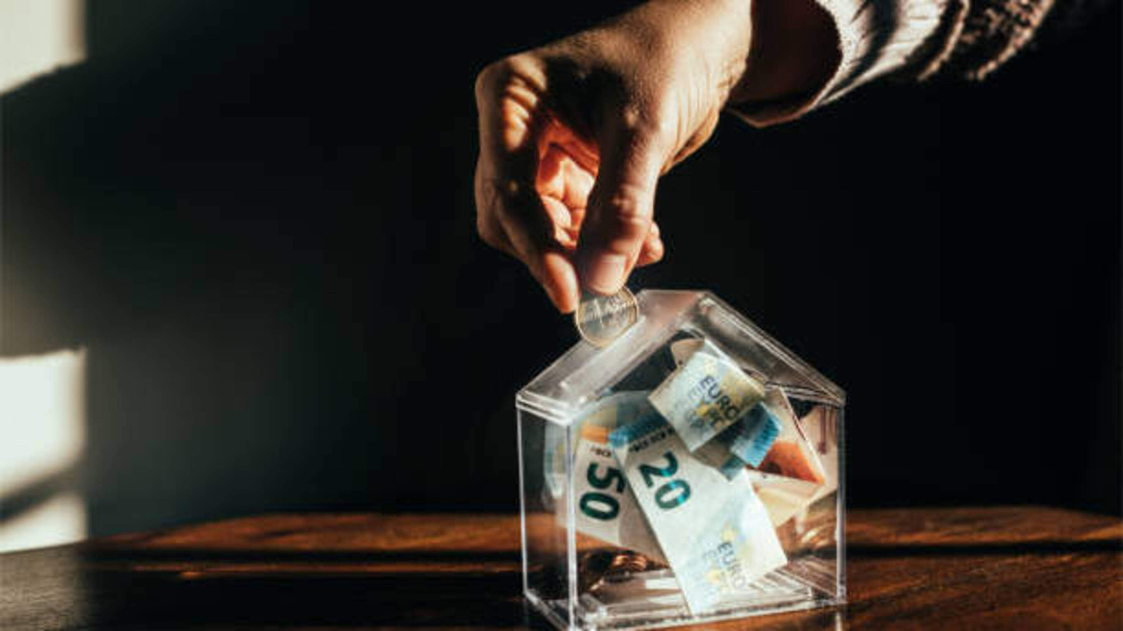 Household borrowing is rising at fastest pace since financial crisis and now tops €116bn